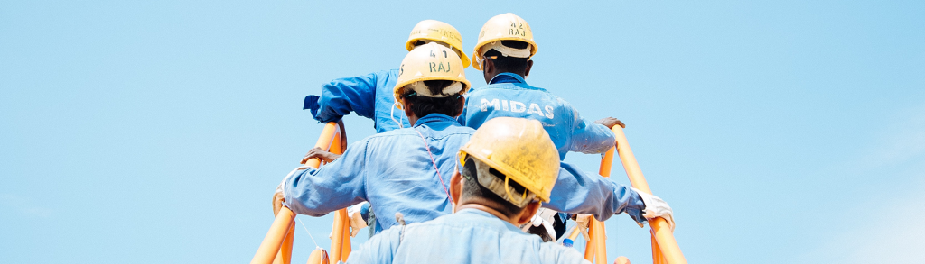 Design and Build vs Traditional Contracts for Main Contractors